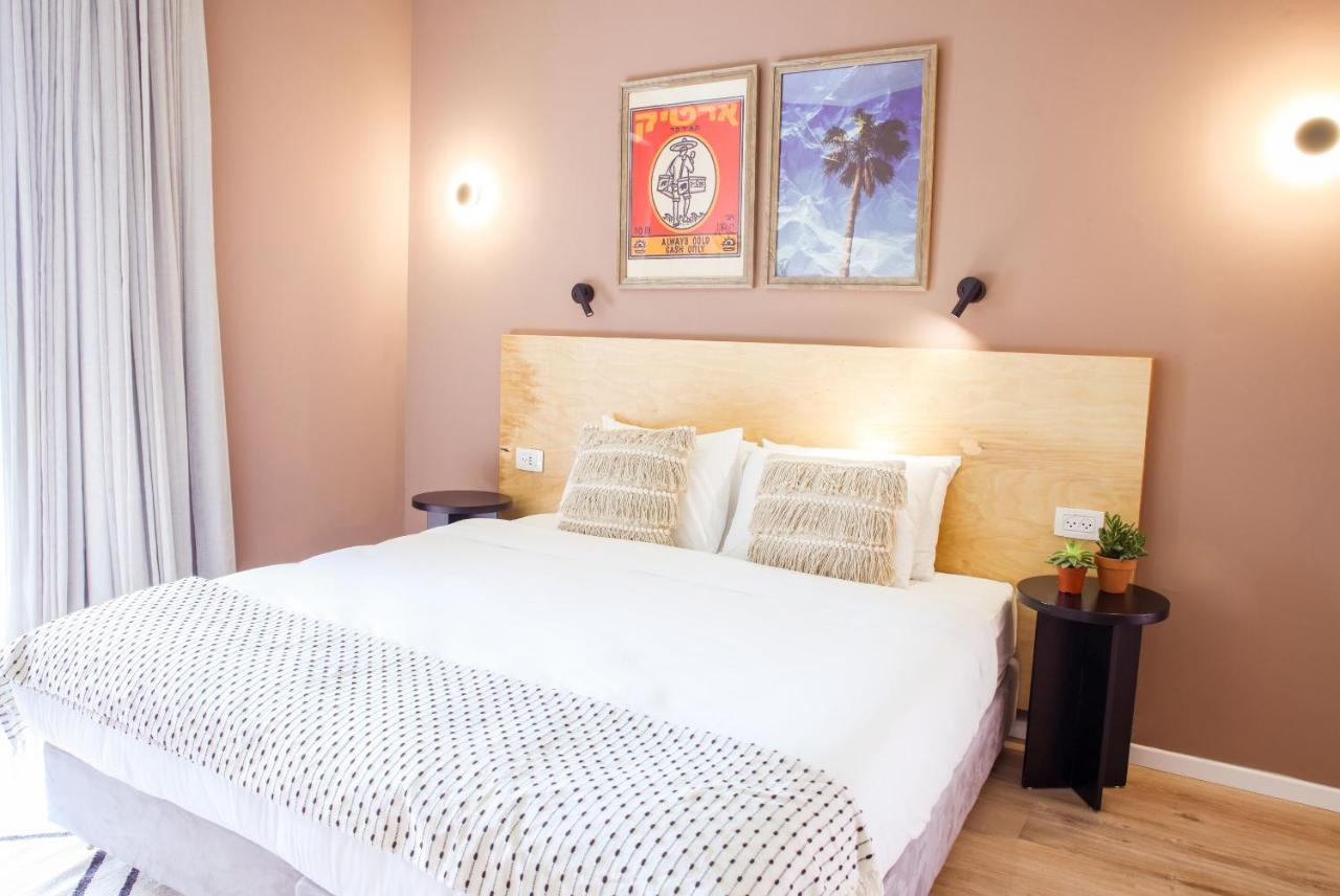 Seven Beach Tlv - By 7Even Hotels เทลอาวีฟ ภายนอก รูปภาพ