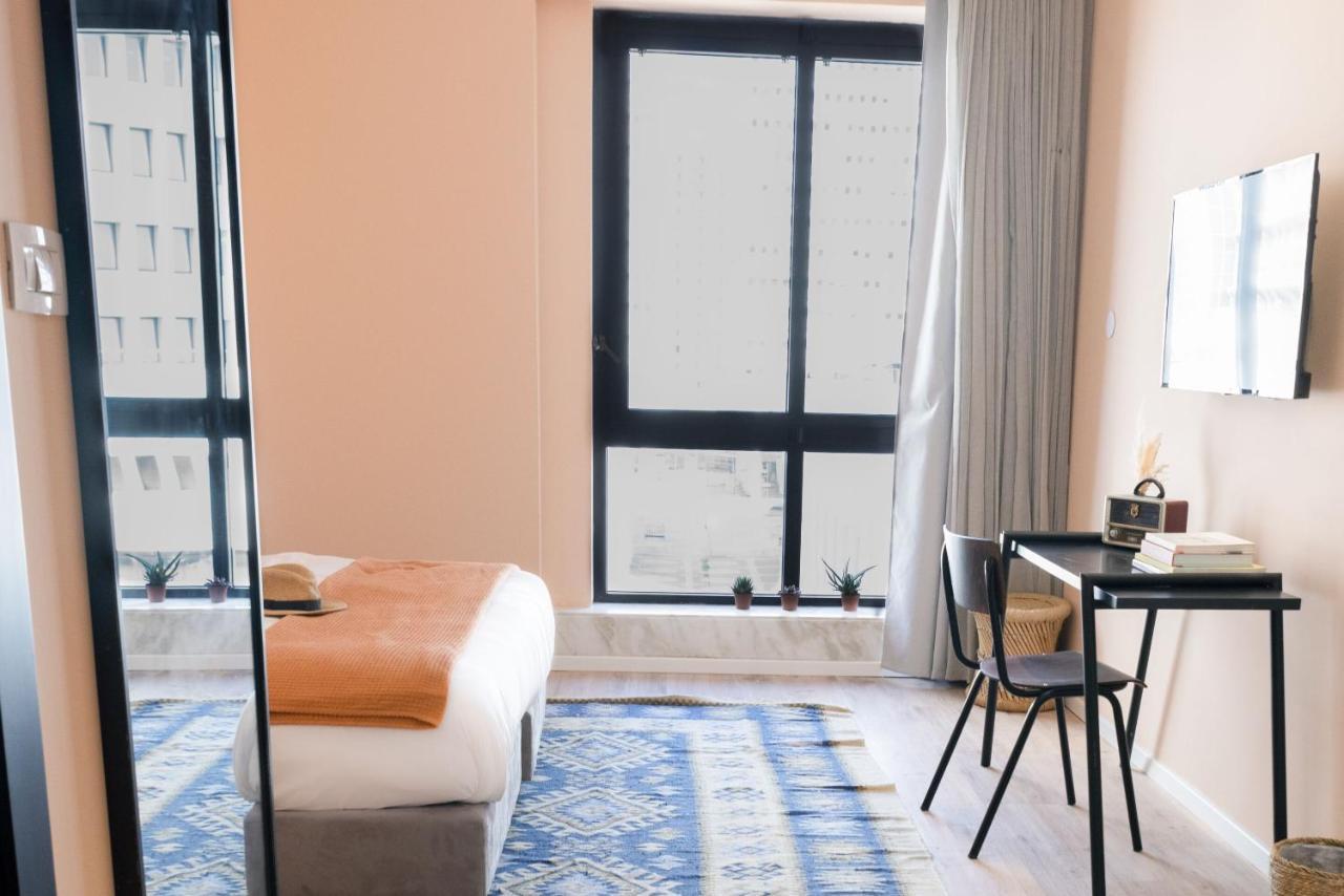 Seven Beach Tlv - By 7Even Hotels เทลอาวีฟ ภายนอก รูปภาพ