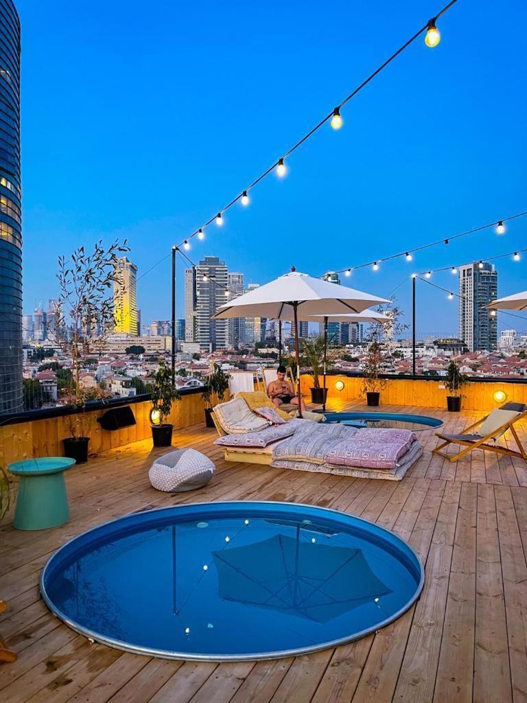 Seven Beach Tlv - By 7Even Hotels เทลอาวีฟ ภายนอก รูปภาพ